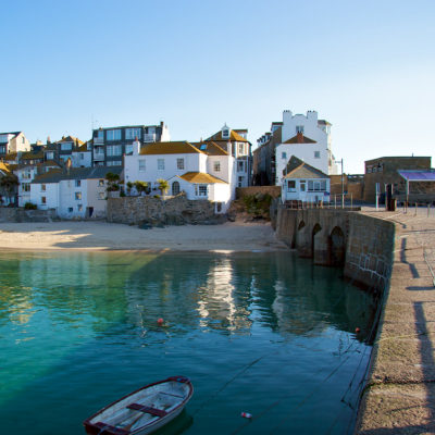 Luxury apartments in Cornwall. Book a self catering stay in St Ives today.
