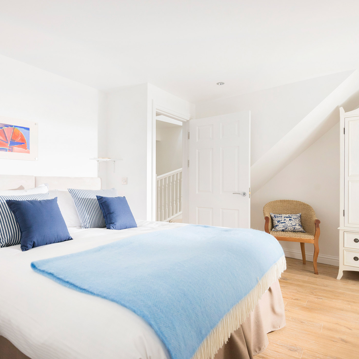 Luxury apartment in St Ives with sea views.