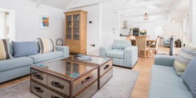 Beach, a luxury apartment in St Ives by the sea.