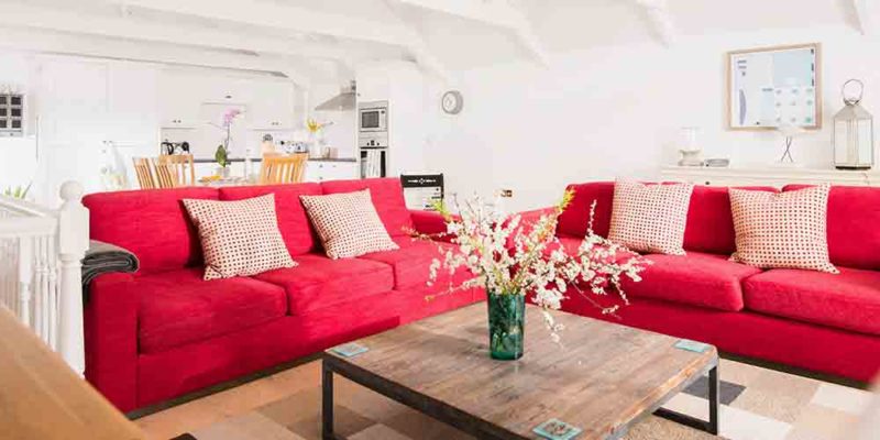 Luxury apartment in St Ives by the harbour.
