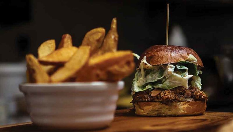 top 5 restaurant mexico inn longrock cornwall burger and fries