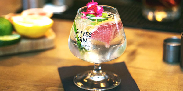 St Ives gin and tonic