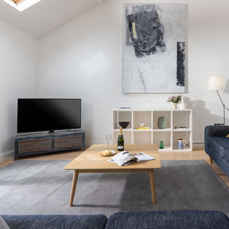 Curno - Artwork in lounge