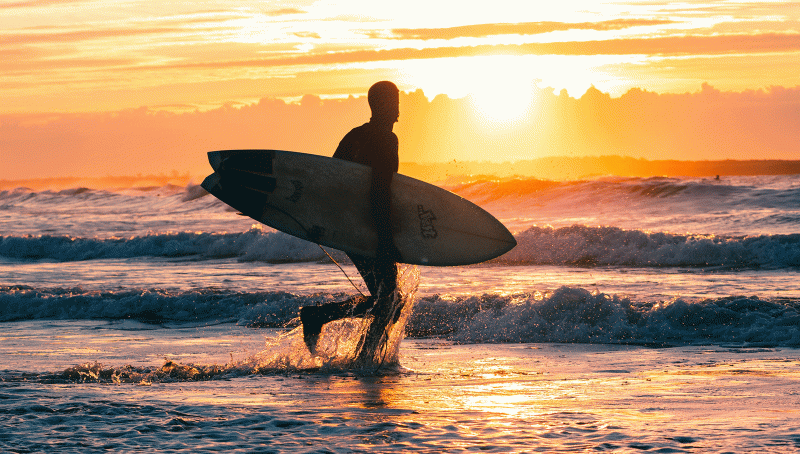 surfing _ evening _sunshine _ st ives _ surfs up _surfing cornwall _surfing st ives cornwall _accommodation in st ives _ cornwall accommodation _st ives kernow _stay with us 