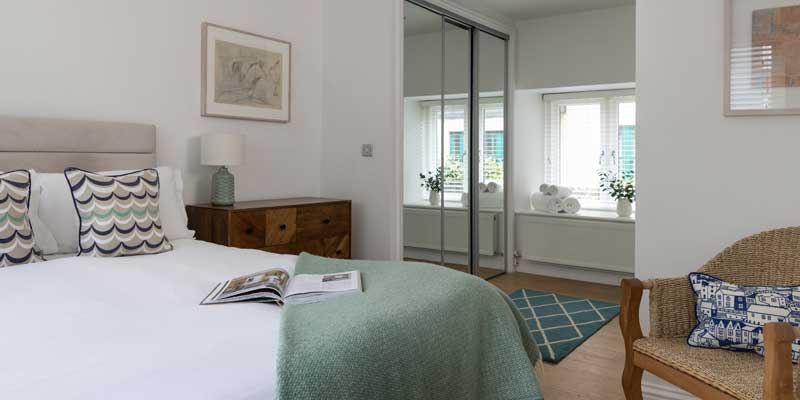 Master bedroom in Bay